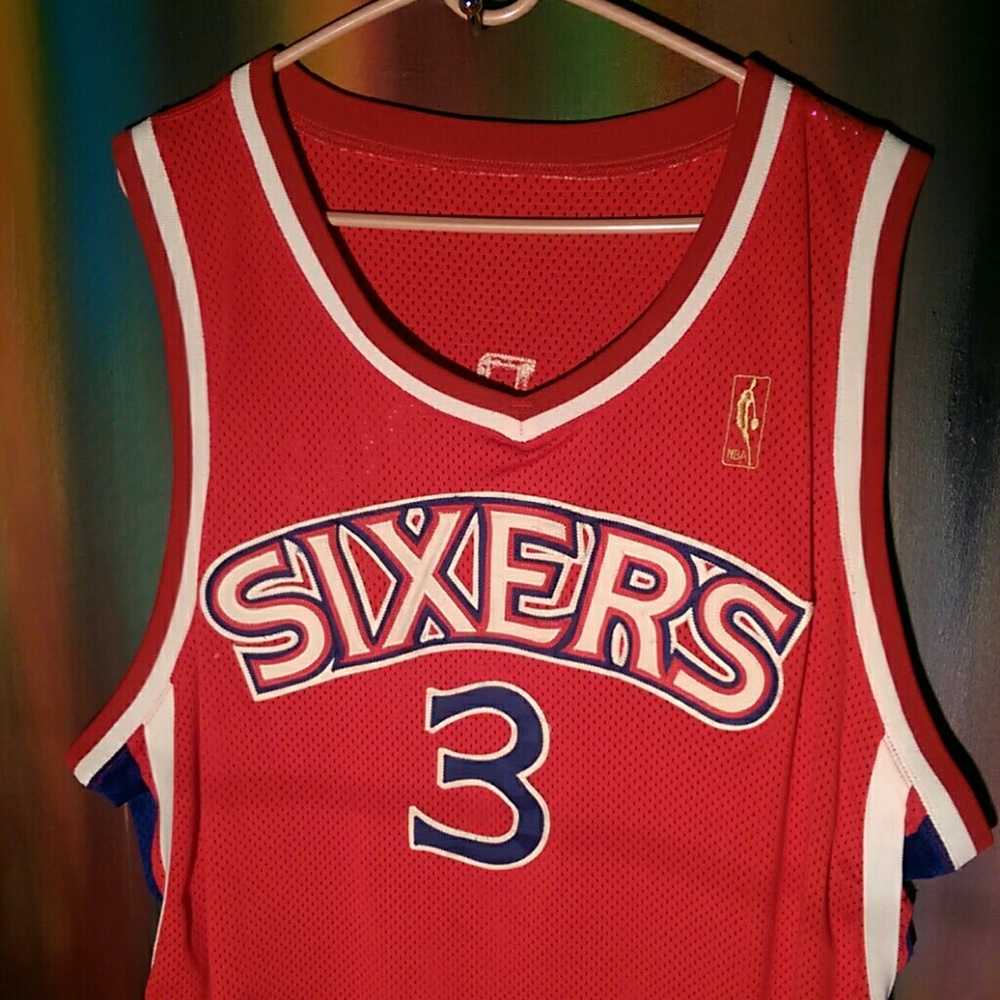 Mitchell & Ness Sixers Iverson Jersey - Picture 2 of 8